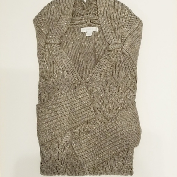 Sweater - Picture 2 of 7